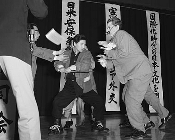 浅沼稲次郎暗殺事件