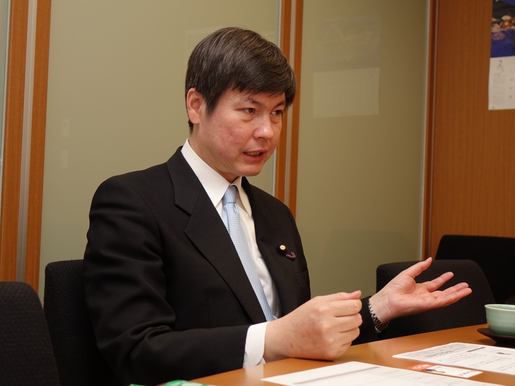 水野賢一